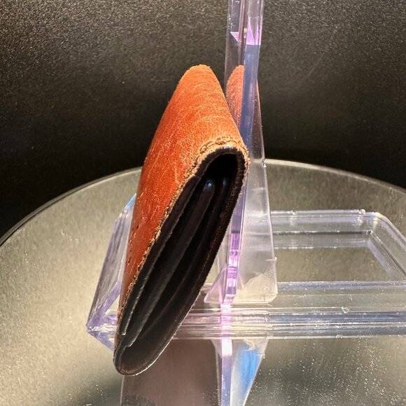 Gucci Leather Key Case - EUC - Picture 4 of 7